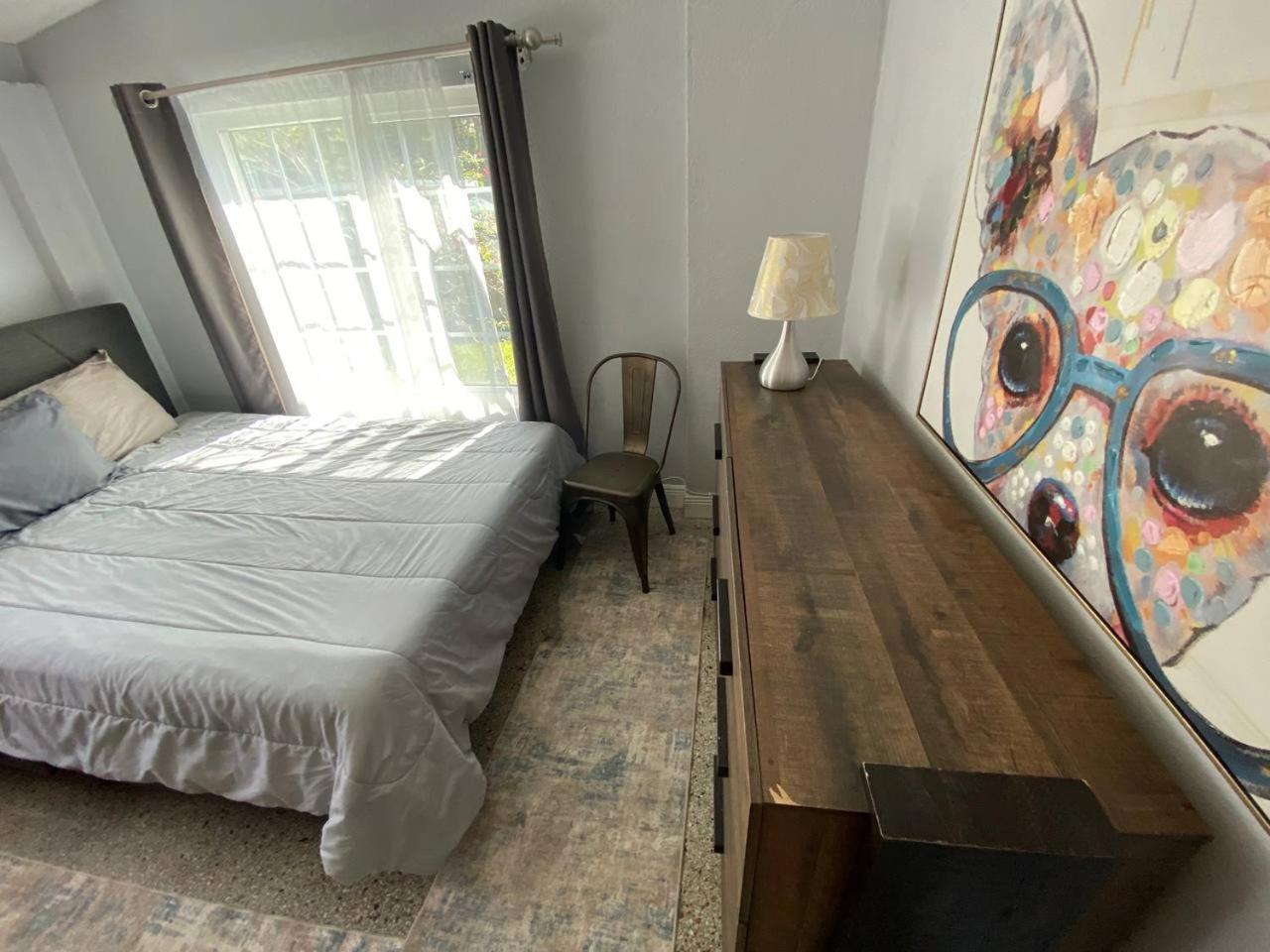 Hollywood Peaceful Hostel Екстериор снимка